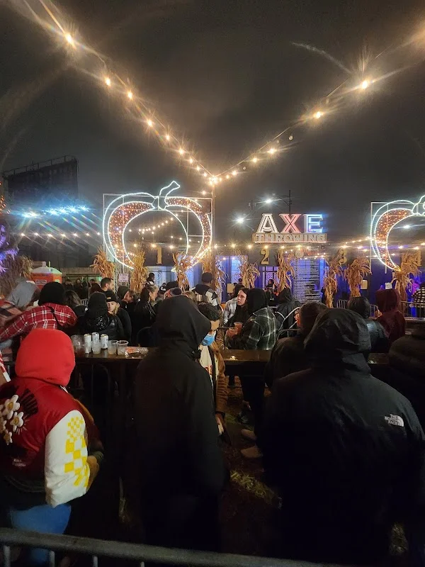 Real visitor photo of axe-throwing queues and crowds